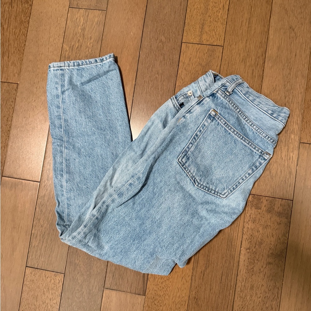 Everlane 90's Cheeky Jean